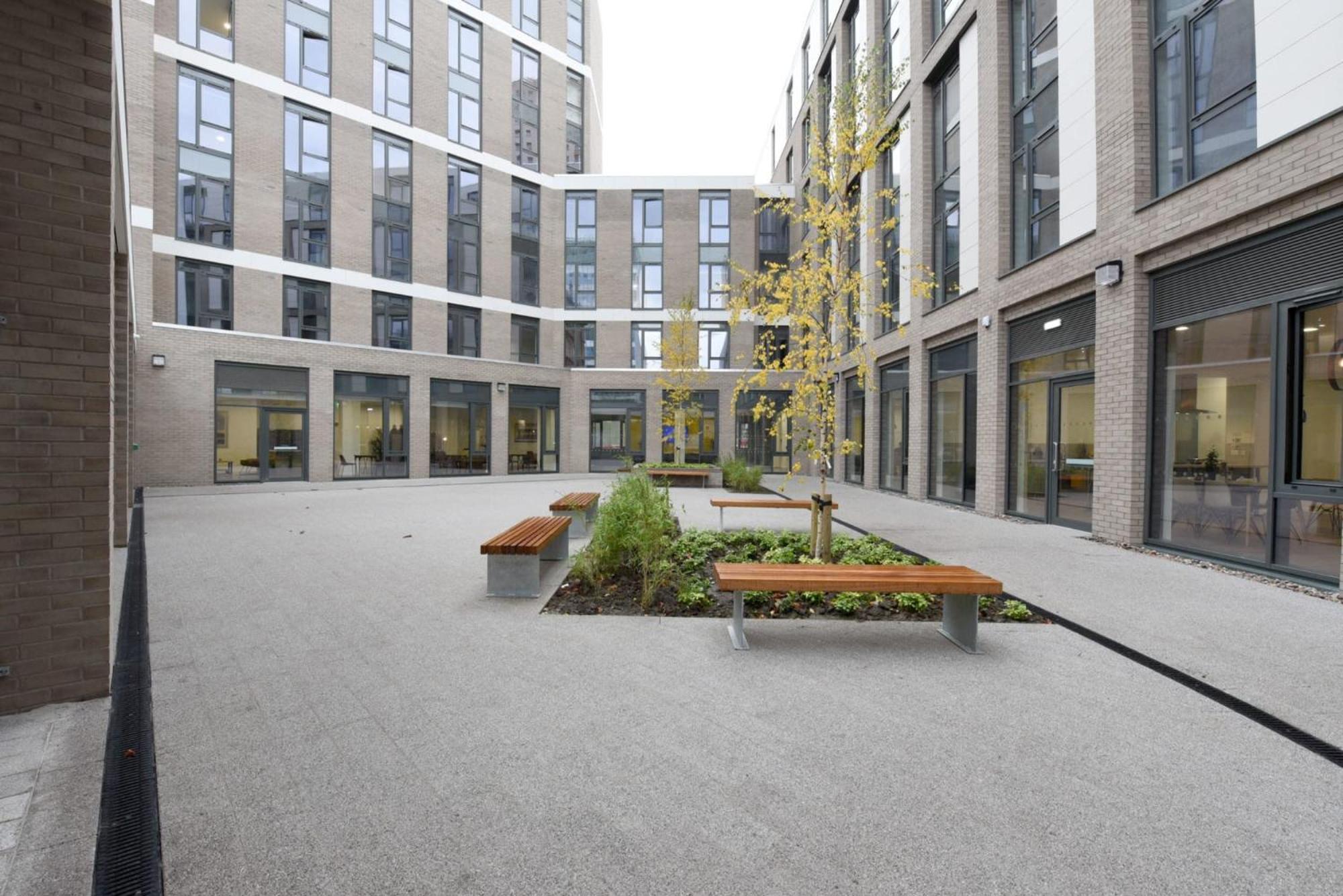 For Students Only St Mungo'S In Glasgow Exterior foto
